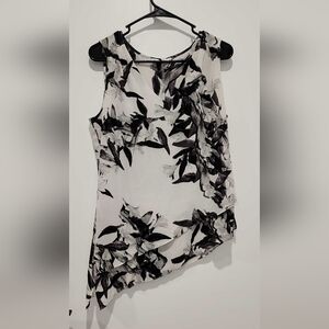 Black and White Floral Sleeveless Top